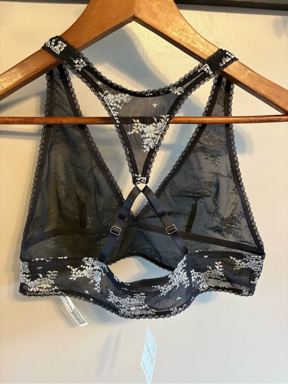 NWT Talk About It Racerback Bra size M